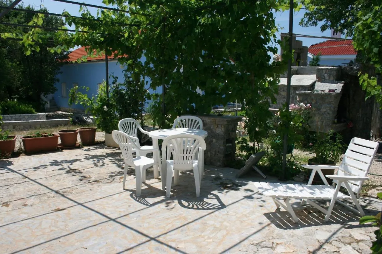 Apartment Pinezici 5464D Croatia