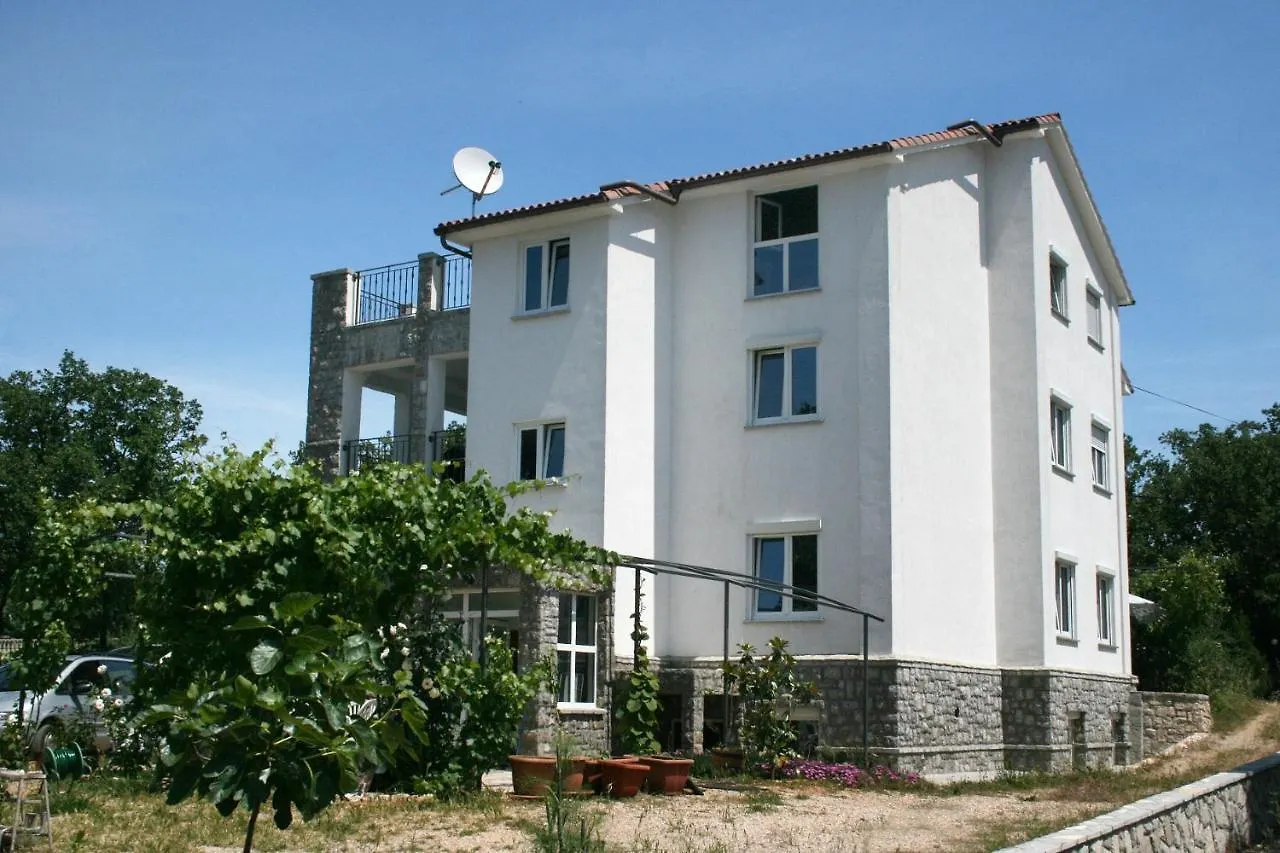 Apartment Pinezici 5464D 0*, Pinezici (Krk) Croatia