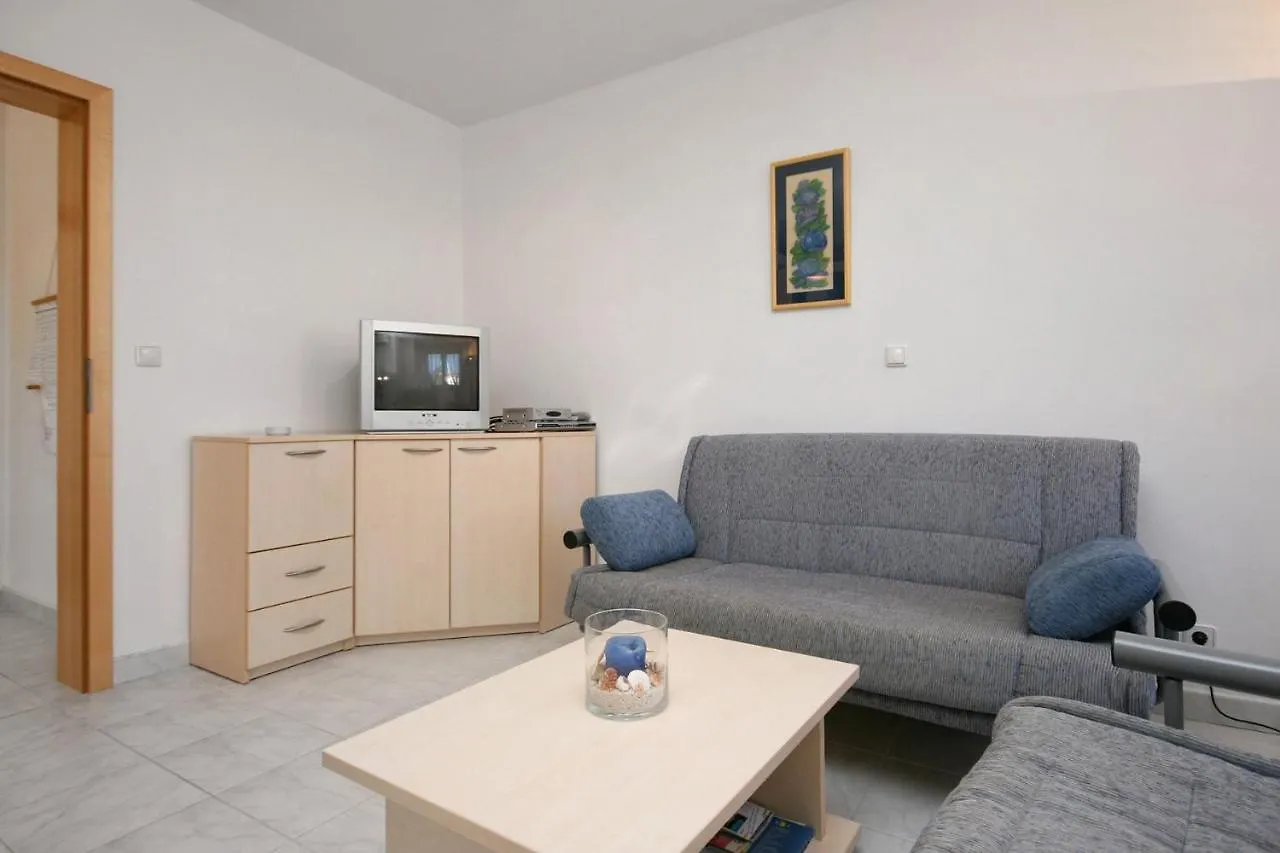 Apartment Pinezici 5464D 0*, Pinezici (Krk)